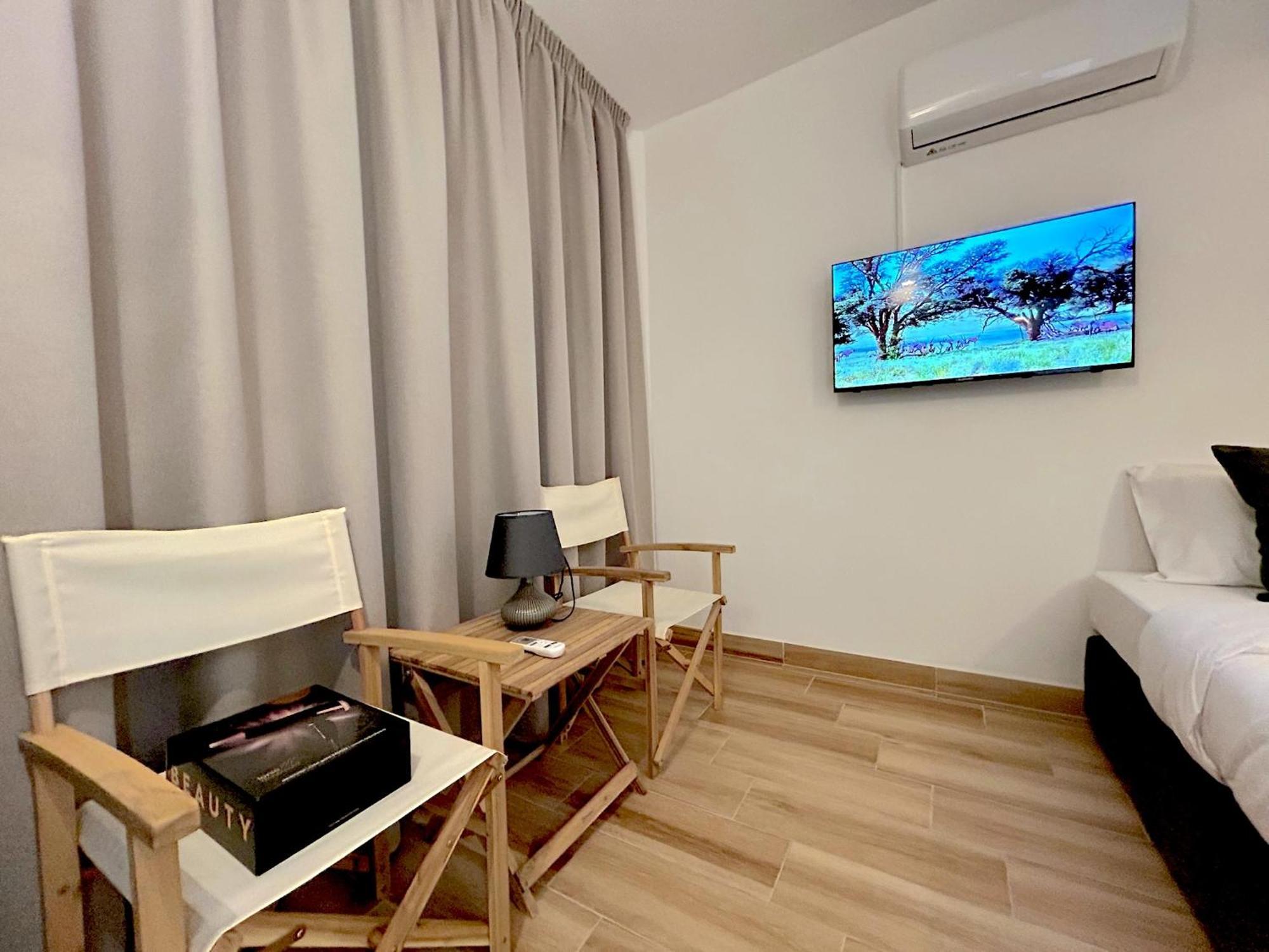 Queen Regina Suites By Platform 357 Nicosia Exterior foto