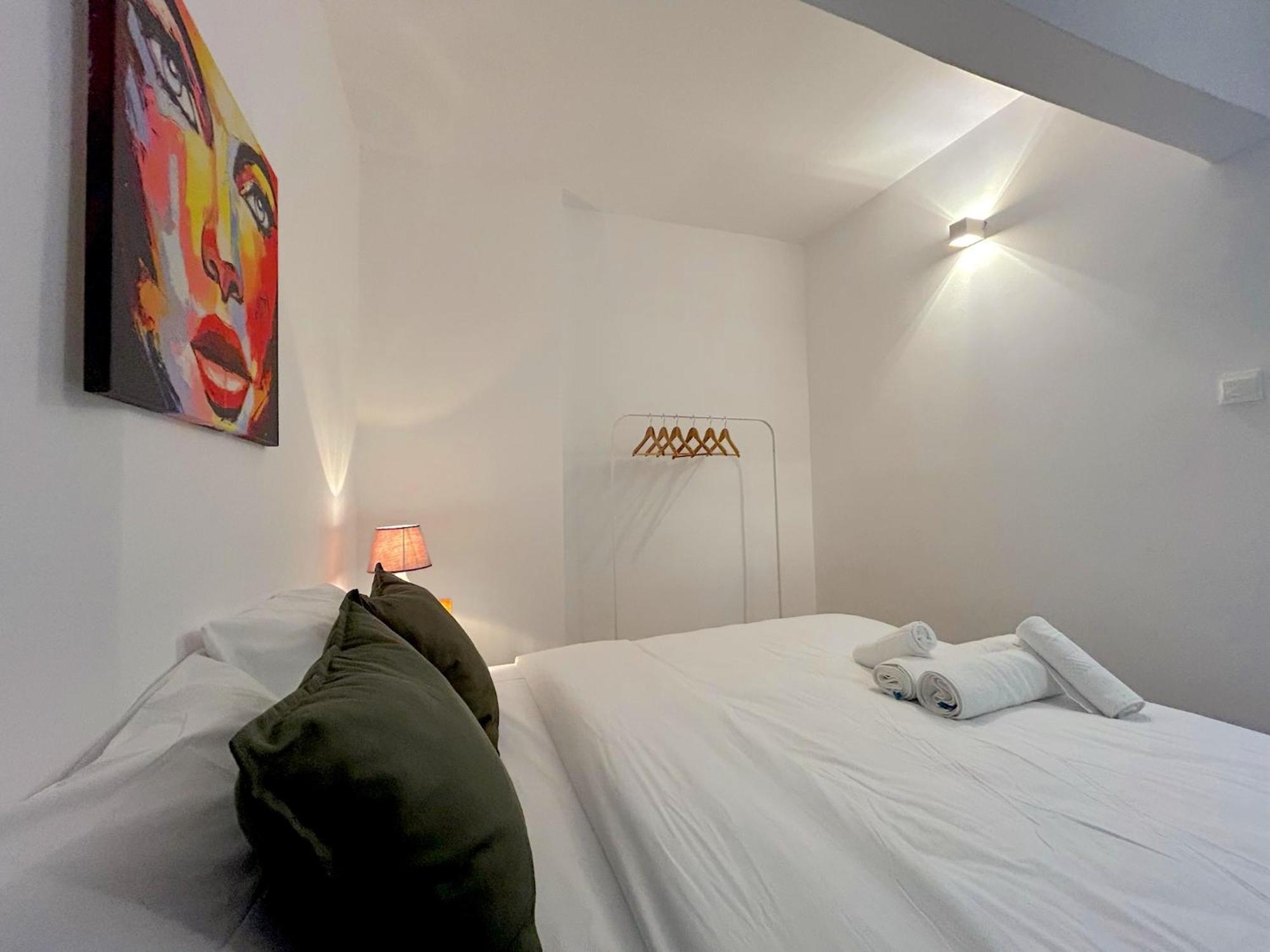 Queen Regina Suites By Platform 357 Nicosia Exterior foto