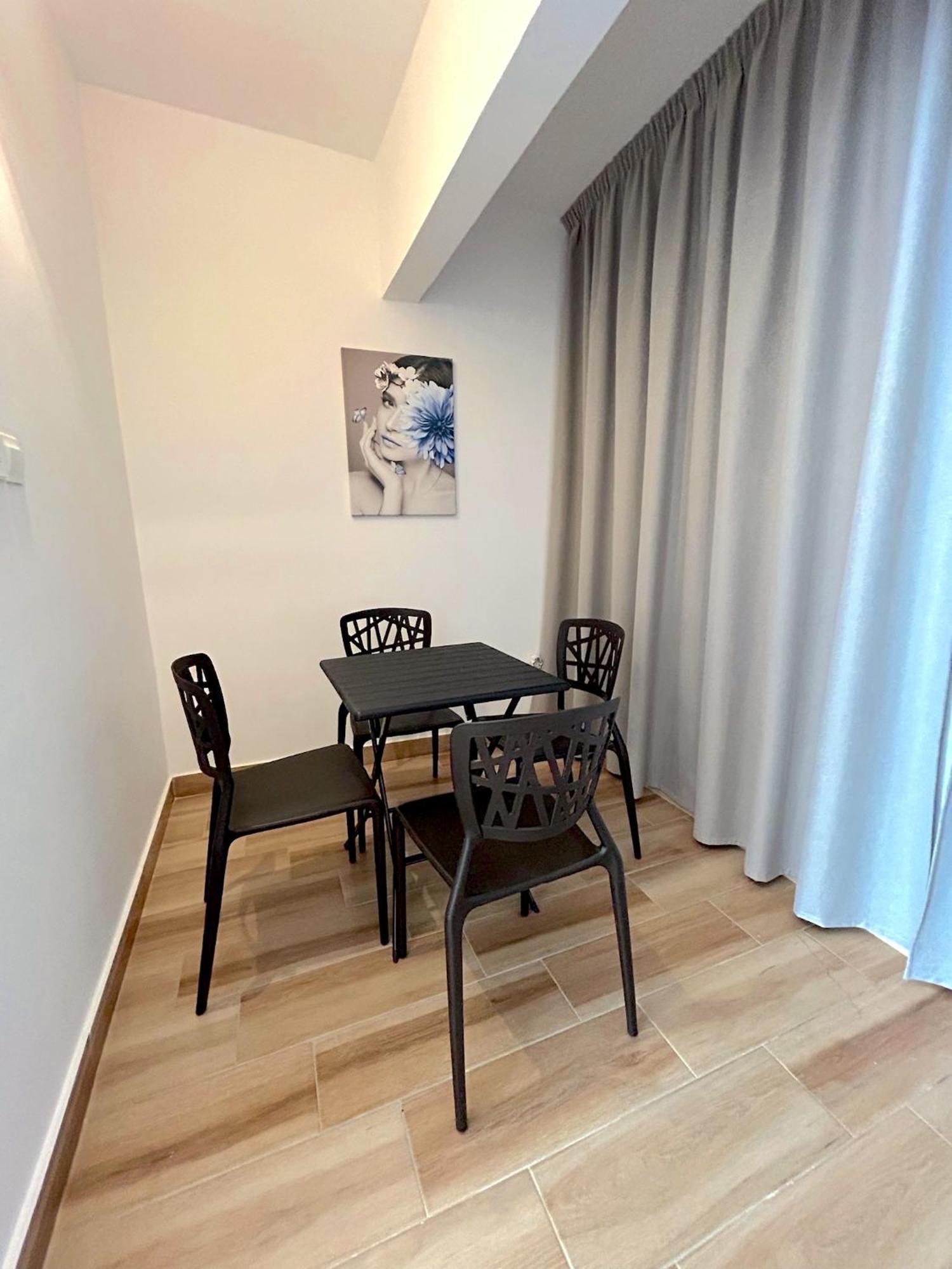 Queen Regina Suites By Platform 357 Nicosia Exterior foto