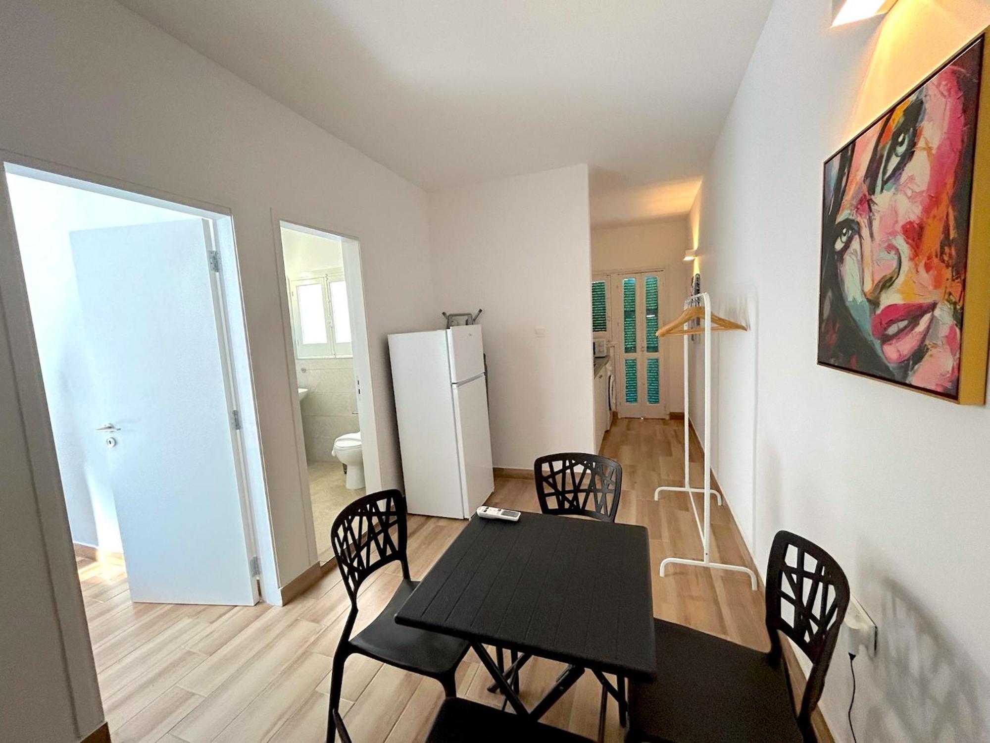 Queen Regina Suites By Platform 357 Nicosia Exterior foto