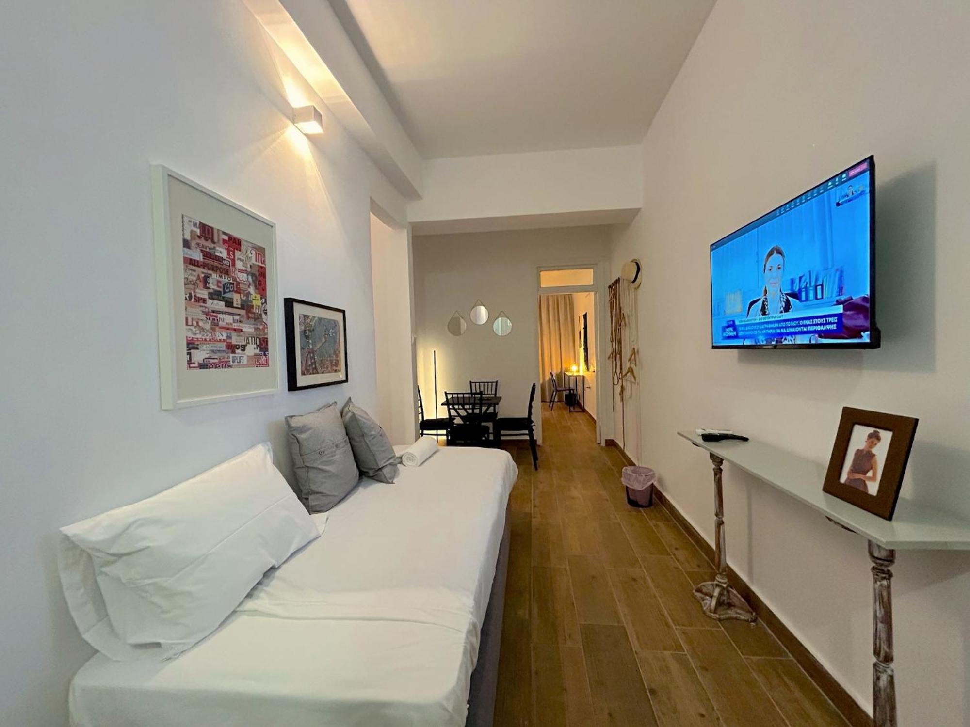 Queen Regina Suites By Platform 357 Nicosia Exterior foto