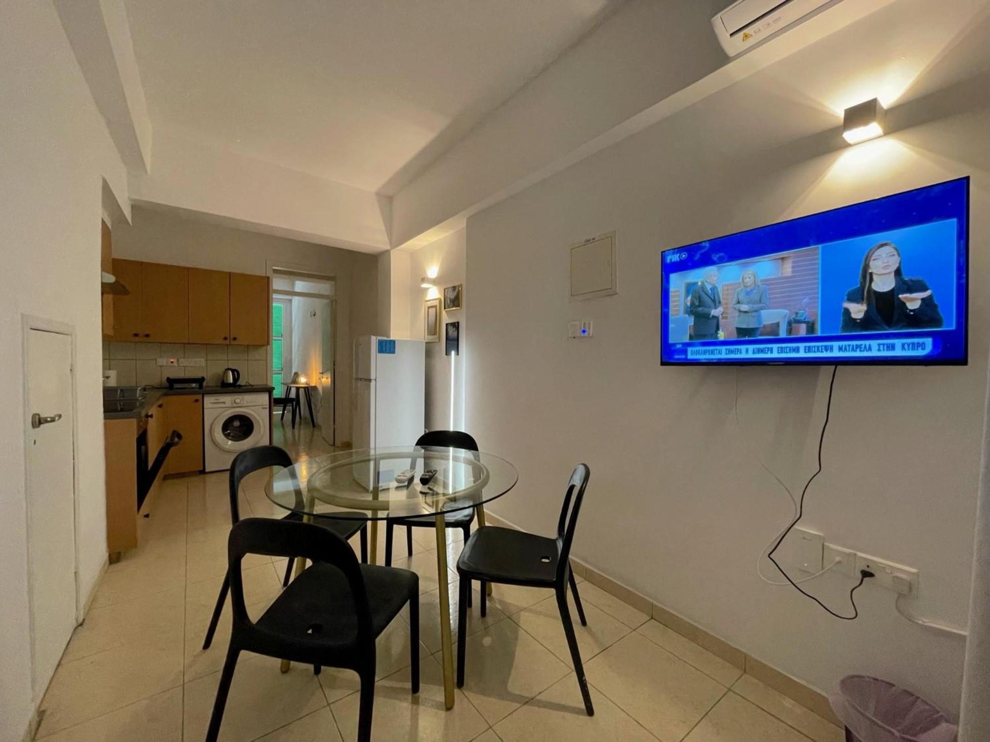 Queen Regina Suites By Platform 357 Nicosia Exterior foto